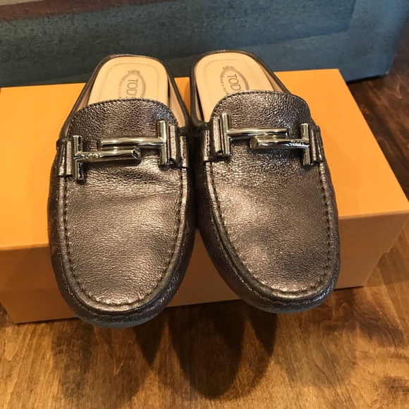 Tod's Shoes - Tod’s Double T Slip On Loafer in Bronze,  6 1/2